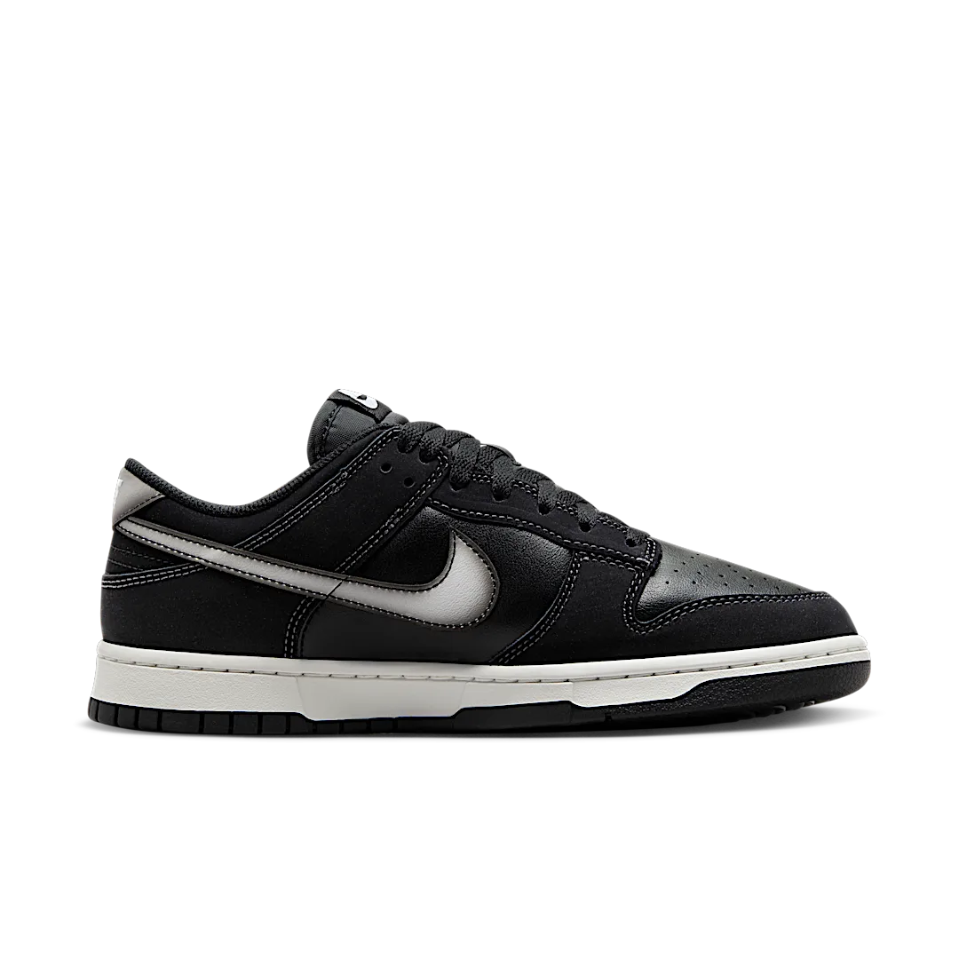 Overkicks - Nike Dunk Low Airbrush Swoosh Black (FD6923-001) - par completo
