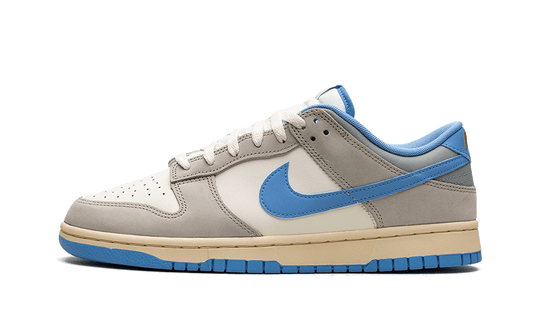 Overkicks - Nike Dunk Low Athletic Department University Blue (FN7488-133) - vista lateral
