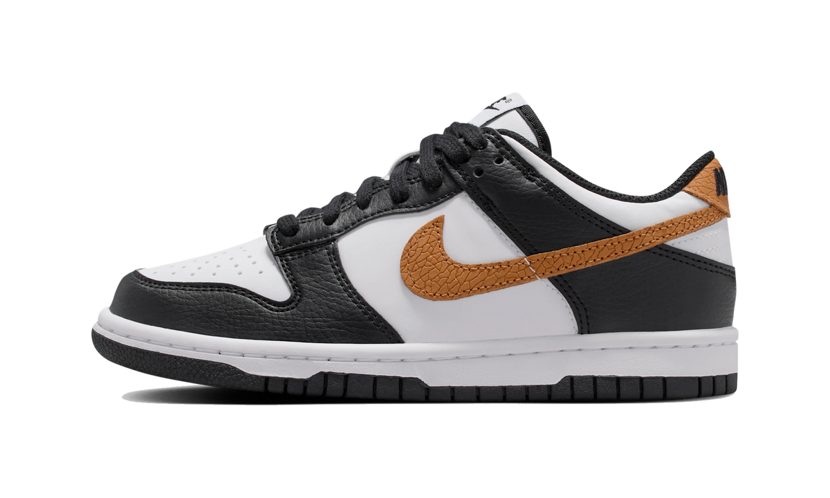 Overkicks - Nike Dunk Low Black Flax White (II7639-001) - vista lateral