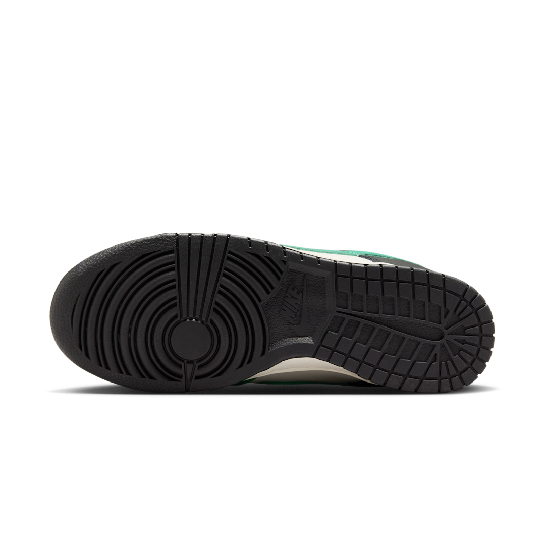 Overkicks - Nike Dunk Low Celtics (IB4363-133) - detalle suela