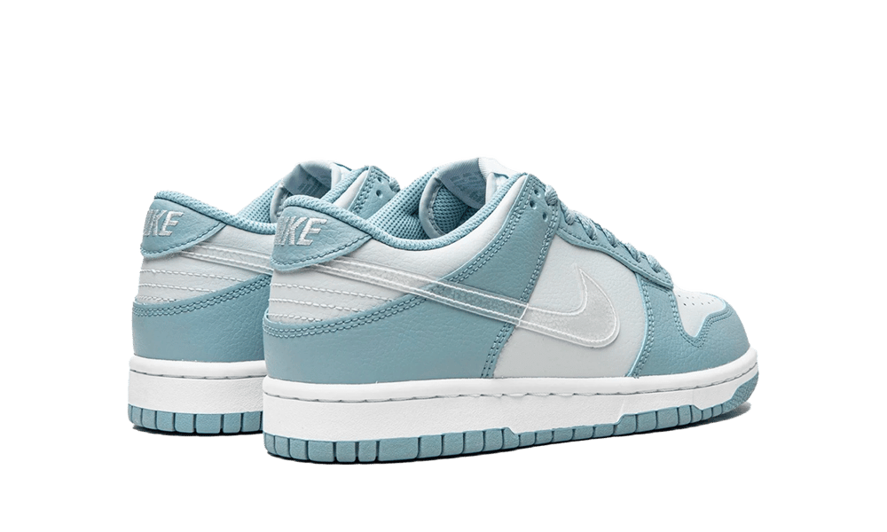 Overkicks - Nike Dunk Low Clear Blue Swoosh (DH9765-401) - par completo