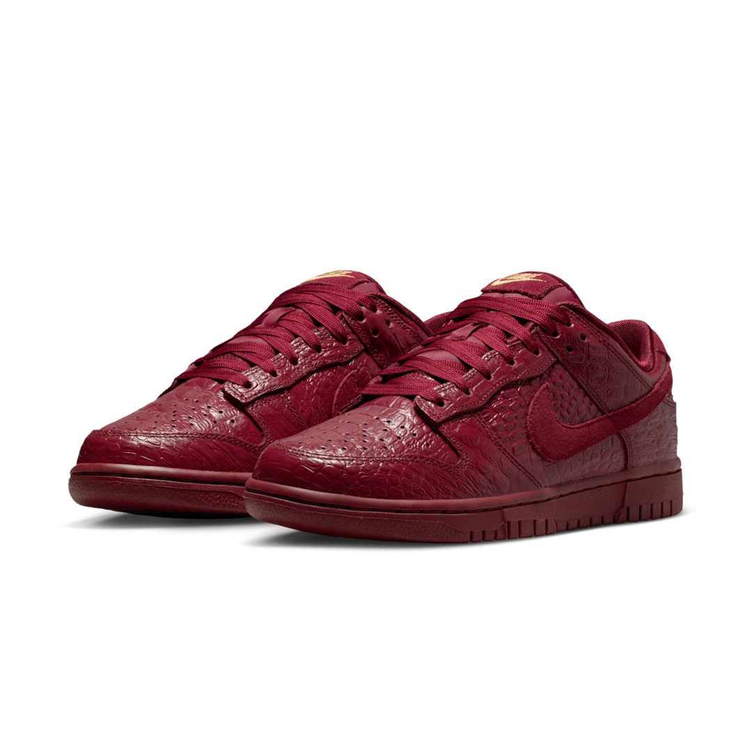 Overkicks - Nike Dunk Low Crocodile Team Red (HV4388-600) - vista trasera