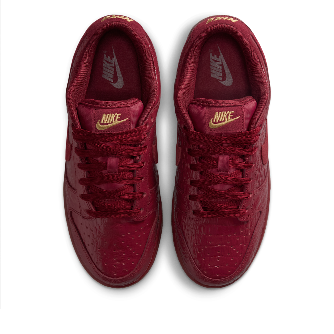 Overkicks - Nike Dunk Low Crocodile Team Red (HV4388-600) - par completo