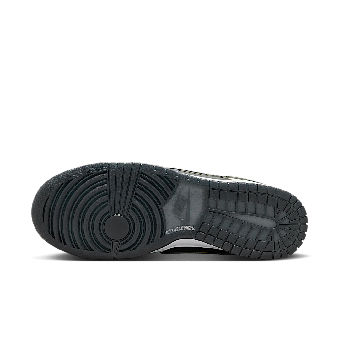 Overkicks - Nike Dunk Low Dark Smoke Grey Barely Green (FZ1670-001) - detalle suela