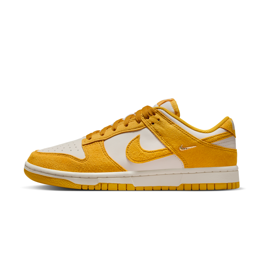 Overkicks - Nike Dunk Low Dark Sulfur Gold Mini Swoosh (IB4417-101) - vista lateral