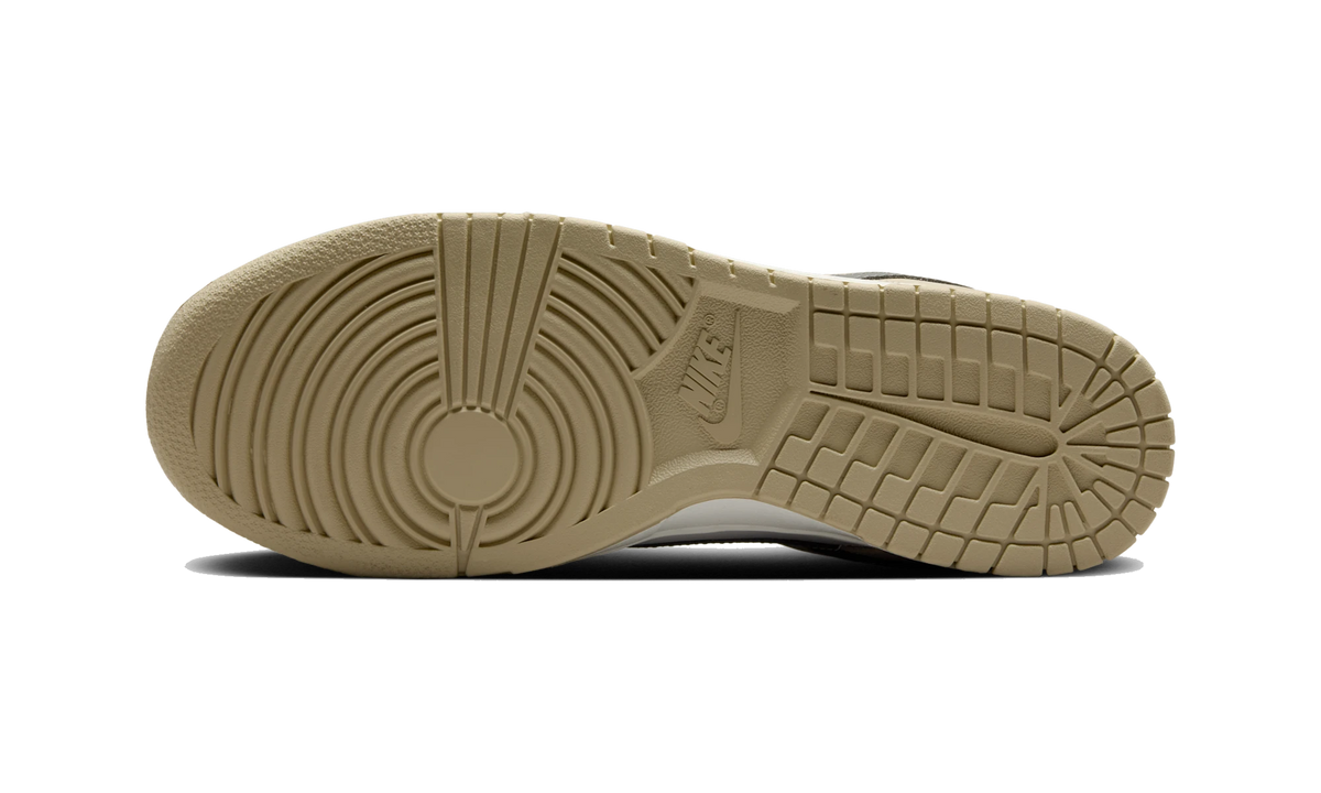 Overkicks - Nike Dunk Low Desert Khaki Medium Ash (IB3079-200) - par completo