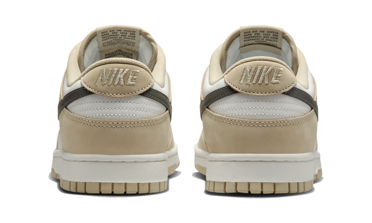 Overkicks - Nike Dunk Low Desert Khaki Medium Ash (IB3079-200) - detalle talón