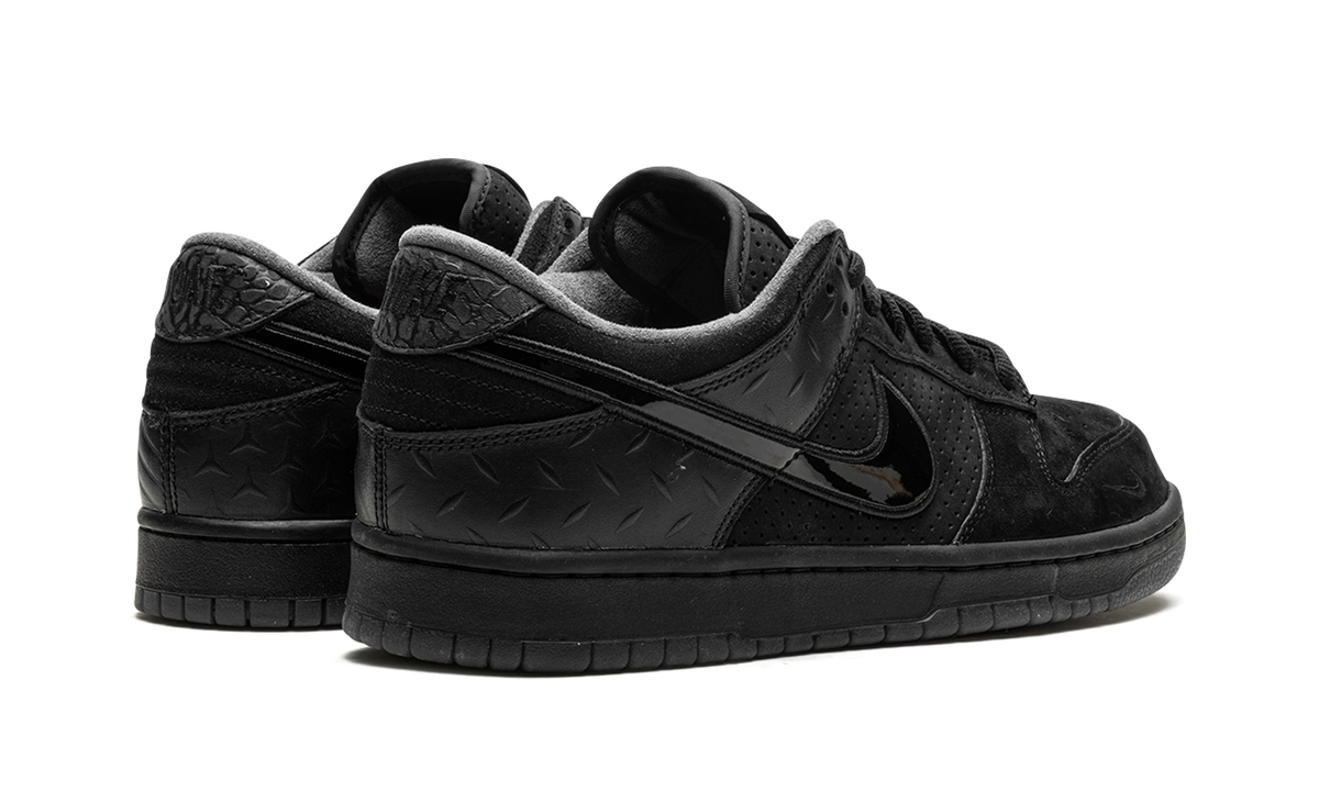 Overkicks - Nike Dunk Low Ducks of a Feather Black University of Oregon PE (HV1470-001) - par completo