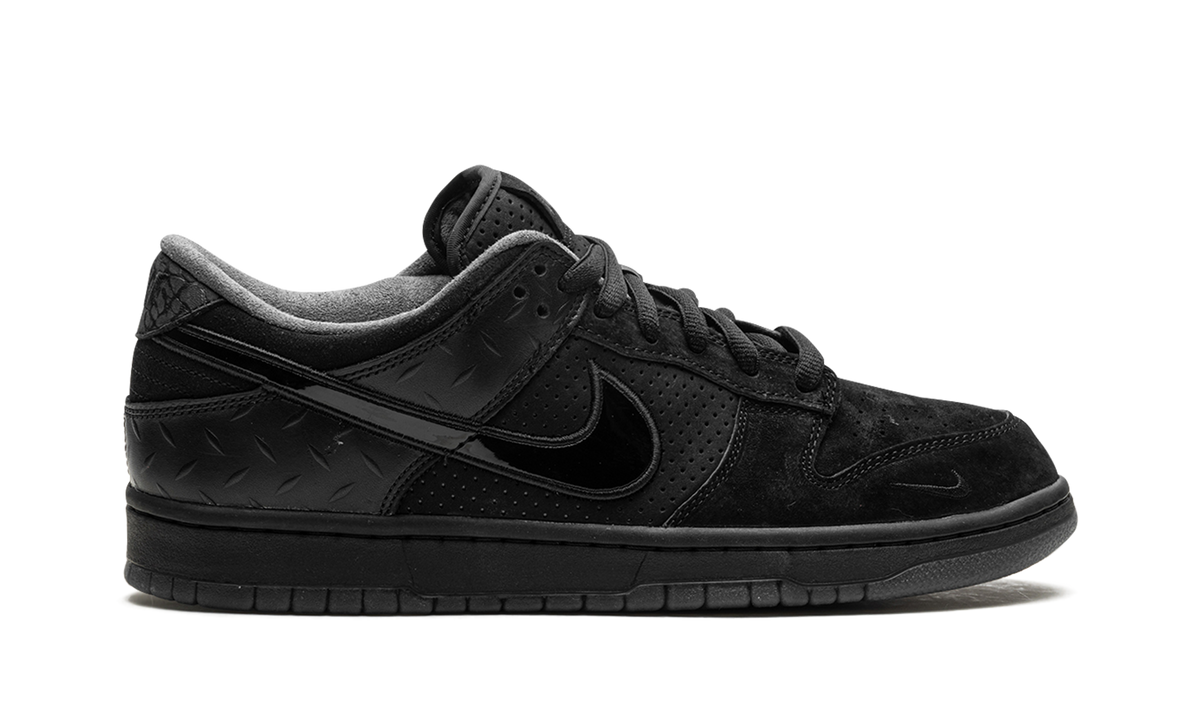 Overkicks - Nike Dunk Low Ducks of a Feather Black University of Oregon PE (HV1470-001) - detalle talón