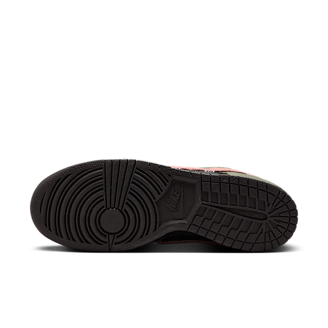 Overkicks - Nike Dunk Low Dunks Not Dead (IB2256-300) - detalle suela
