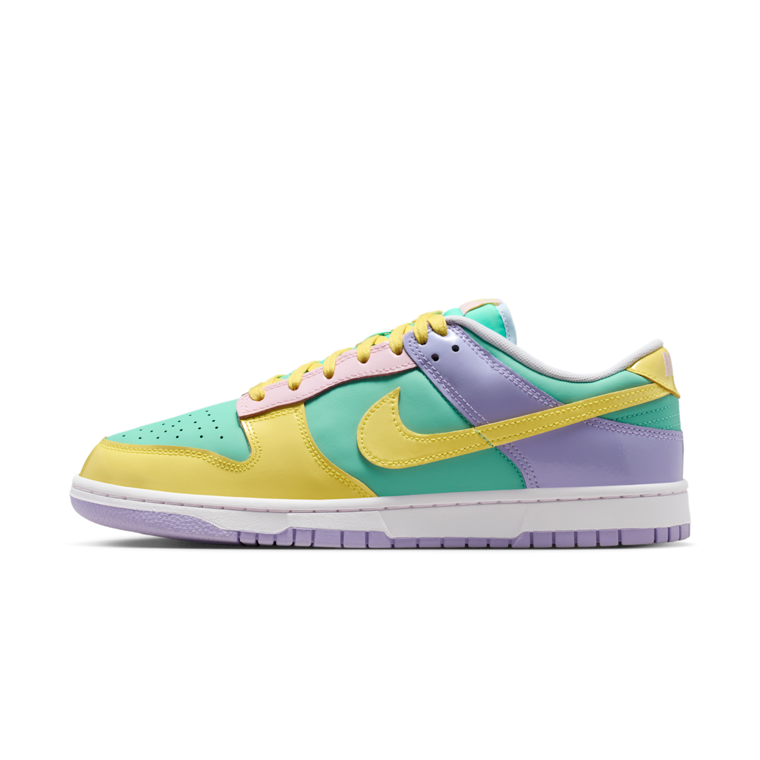 Overkicks - Nike Dunk Low Easter (2026) (IQ9404-349) - vista lateral