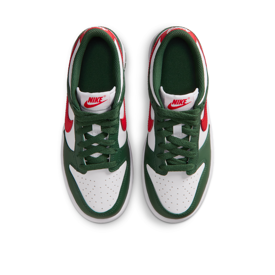 Overkicks - Nike Dunk Low Fir White University Red (GS) (IO7453-323) - imagen 3