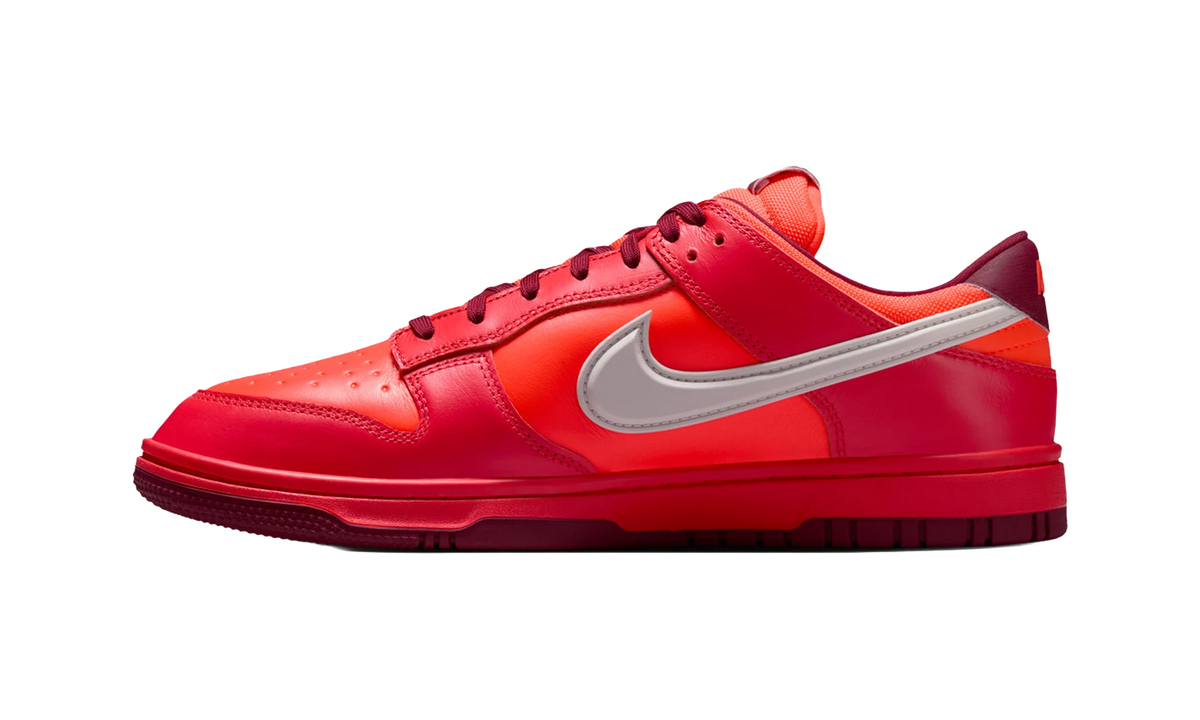 Overkicks - Nike Dunk Low Gore-Tex Crimson (HQ2053-800) - vista lateral