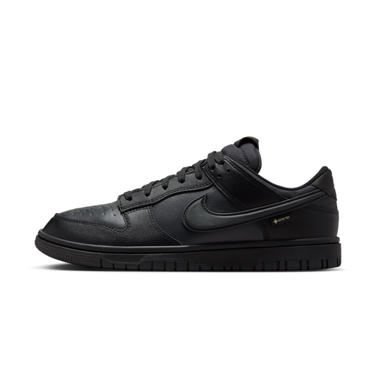 Overkicks - Nike Dunk Low Gore-Tex Triple Black (HQ2053-001) - vista lateral