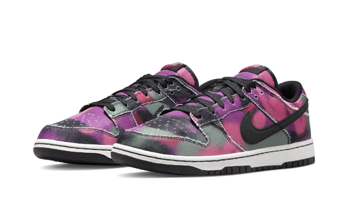 Overkicks - Nike Dunk Low Graffiti Pink (DM0108-002) - vista trasera