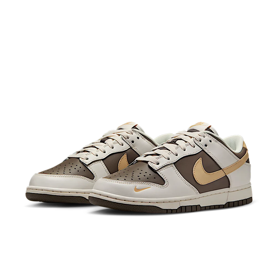 Overkicks - Nike Dunk Low Ironstone Sesame (HM9655-001) - vista trasera