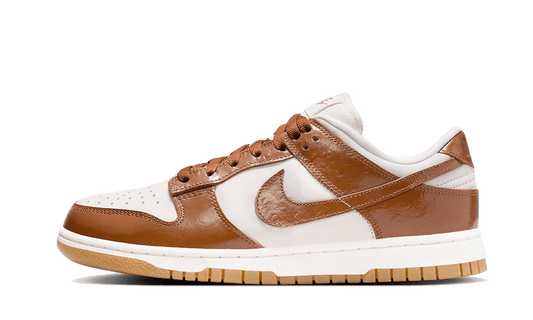 Overkicks - Nike Dunk Low LX Ale Brown Ostrich (FJ2260-001) - vista lateral