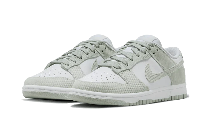 Overkicks - Nike Dunk Low Light Silver Corduroy (FN7658-100) - vista trasera