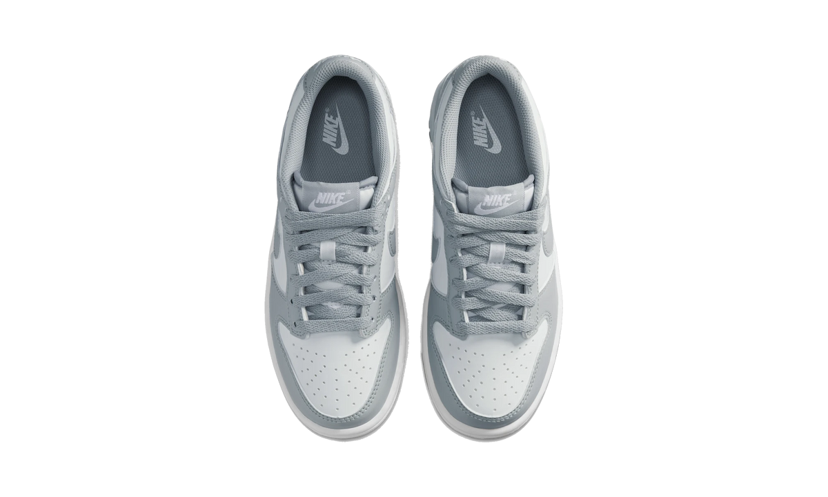 Overkicks - Nike Dunk Low Light Smoke Grey White (IU7766-123) - vista superior