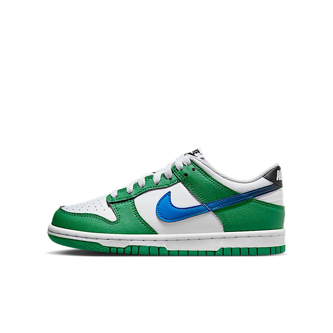 Overkicks - Nike Dunk Low Malachite (GS) (FZ4357-300) - vista lateral