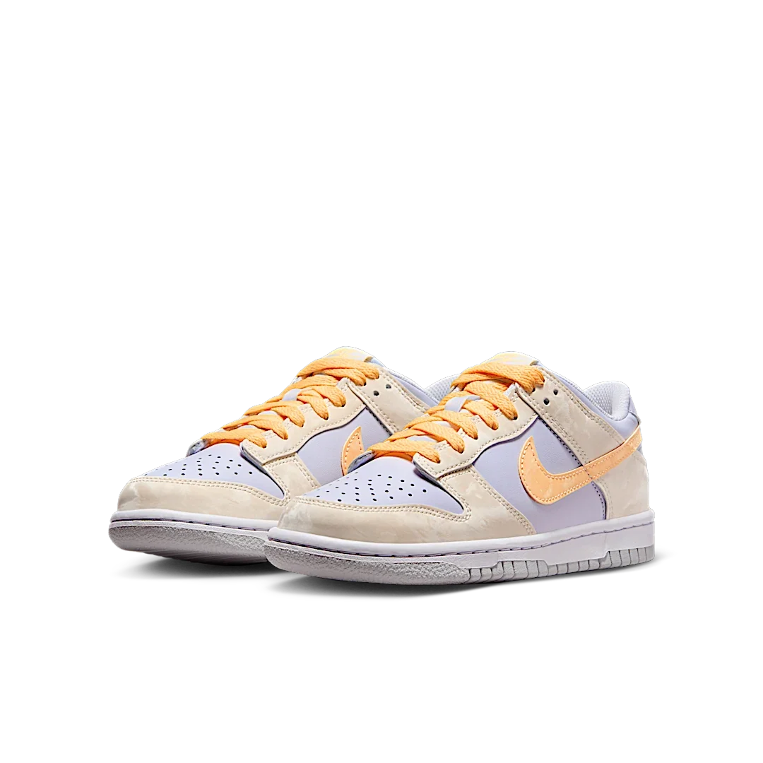 Overkicks - Nike Dunk Low Melon Tint (GS) (FB9109-100) - imagen 2