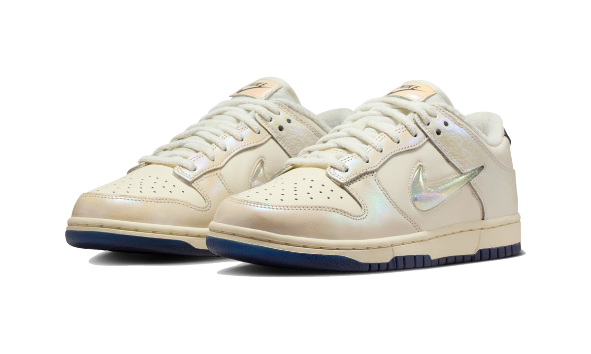 Overkicks - Nike Dunk Low Metallic Jewel Swoosh Sail (IM6571-027) - vista trasera