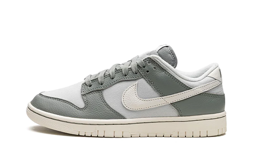 Overkicks - Nike Dunk Low Mica Green (DV7212-300) - vista lateral
