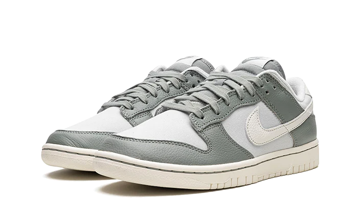 Overkicks - Nike Dunk Low Mica Green (DV7212-300) - vista trasera