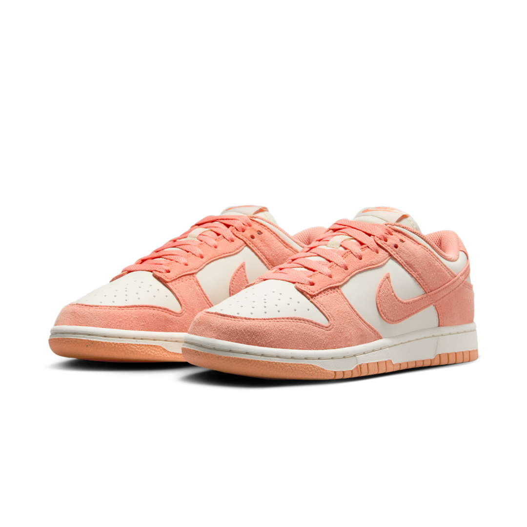 Overkicks - Nike Dunk Low Next Nature Apricot Agate (HJ7673-003) - vista trasera