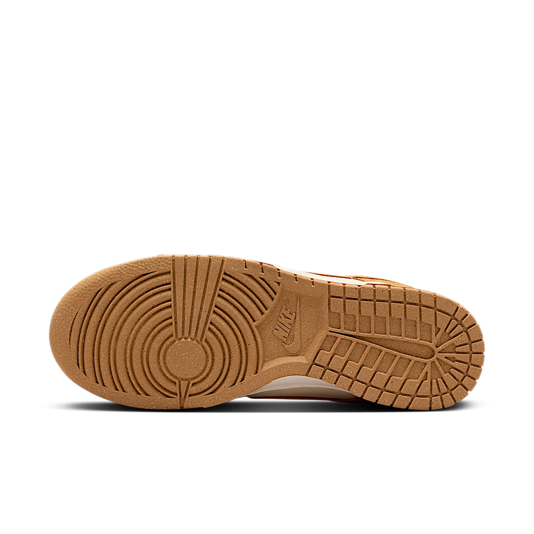 Overkicks - Nike Dunk Low Next Nature Flax Coconut Milk (HJ7673-100) - detalle suela