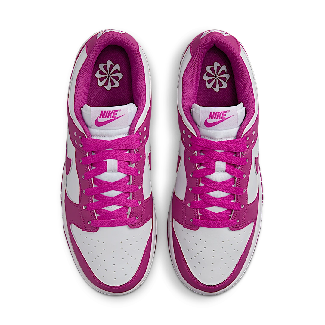 Overkicks - Nike Dunk Low Next Nature Hot Fuchsia (DD1873-110) - par completo