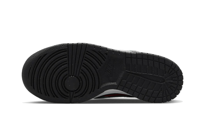 Overkicks - Nike Dunk Low Next Nature Marker Swoosh (FB8022-001) - par completo