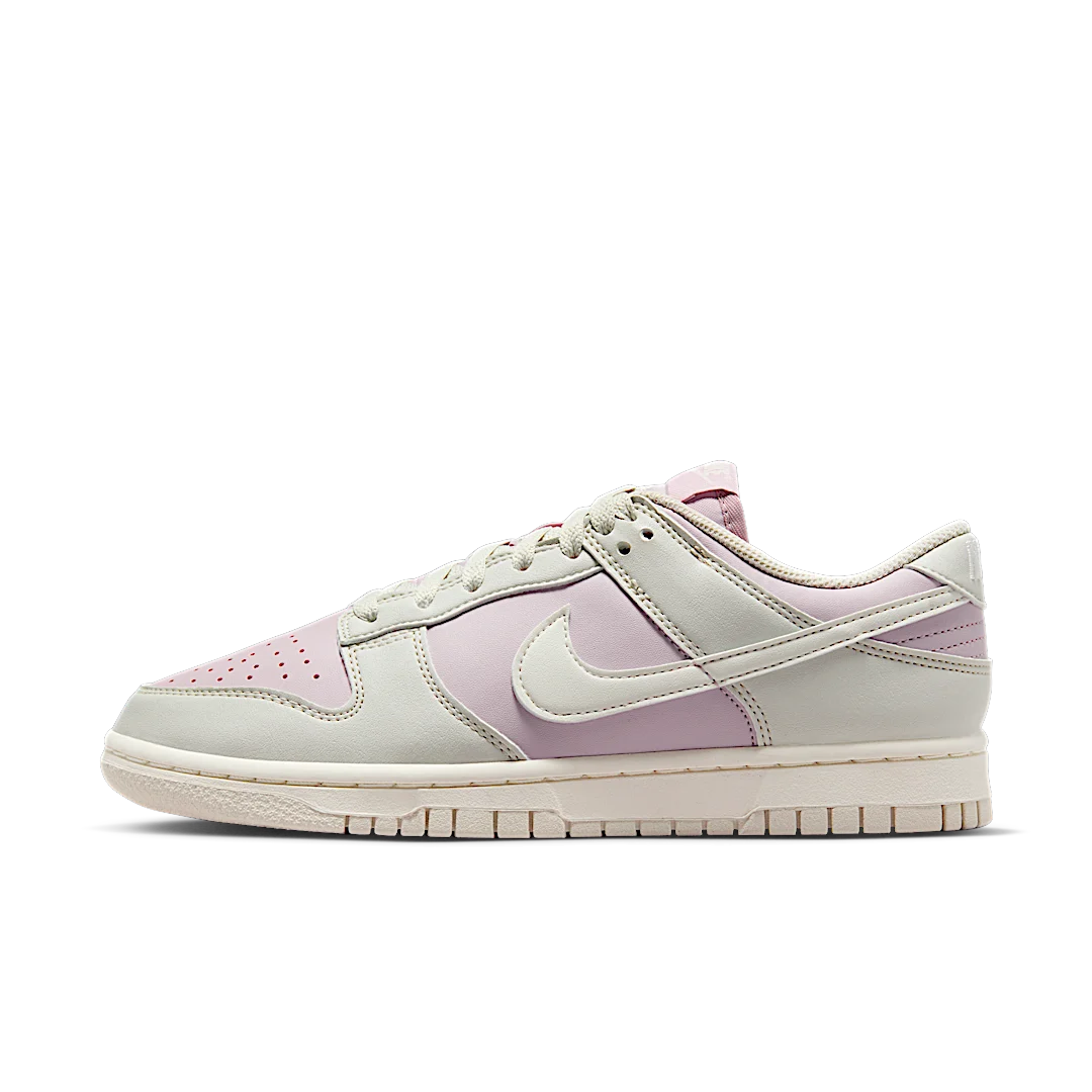 Overkicks - Nike Dunk Low Next Nature Platinum Violet (DD1873-001) - vista lateral