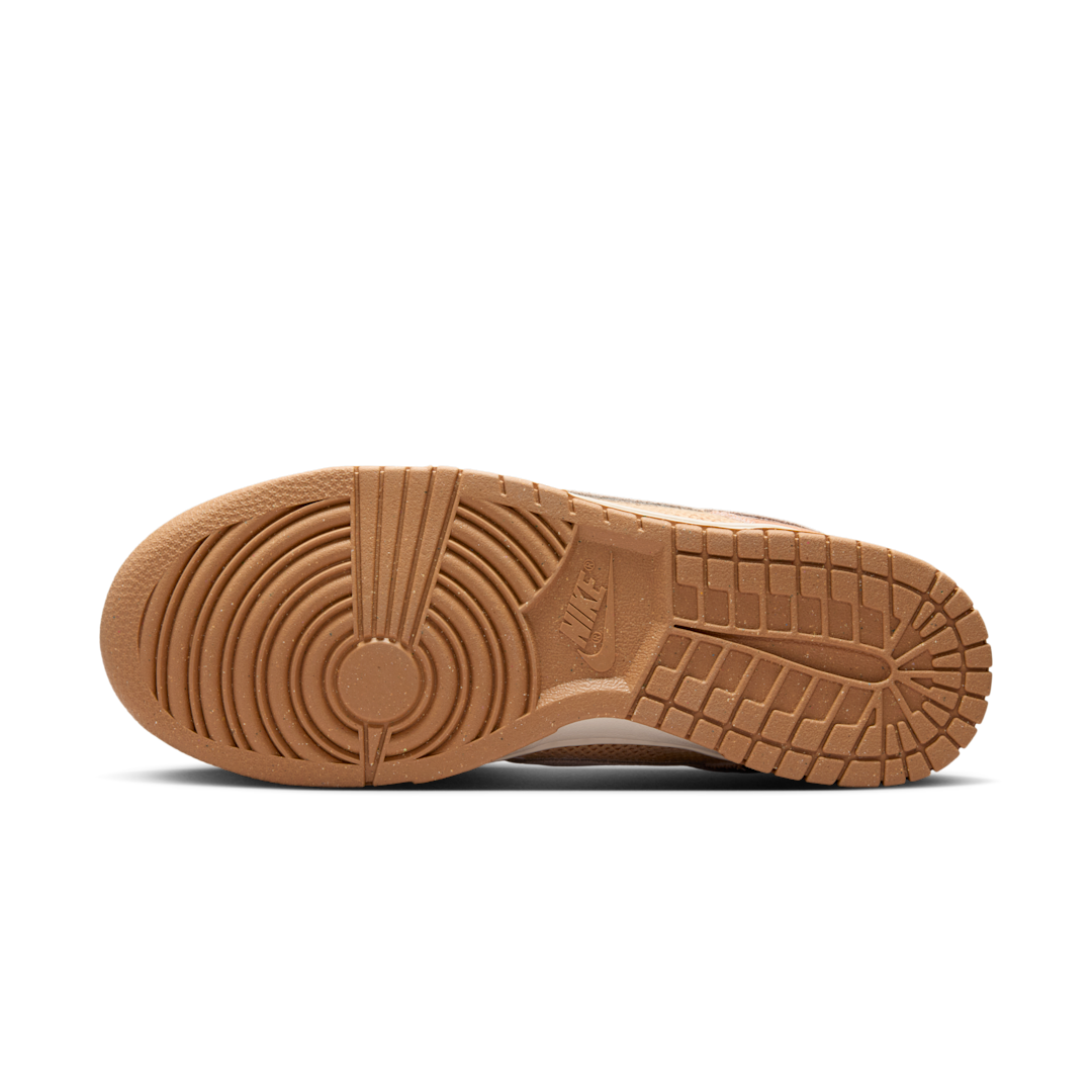 Overkicks - Nike Dunk Low Next Nature SE Amber Brown (HJ5864-200) - detalle suela