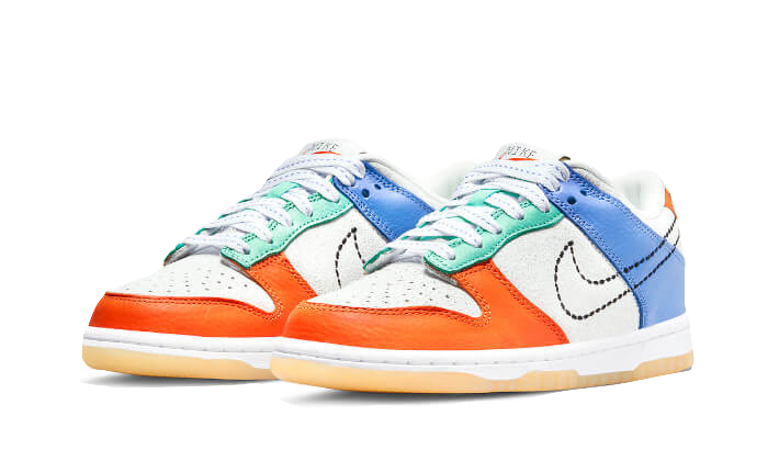 Overkicks - Nike Dunk Low Nike 101 (DX3363-100) - vista trasera