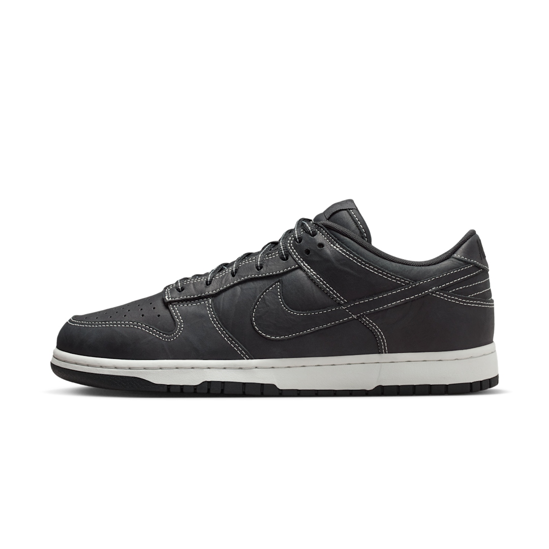 Overkicks - Nike Dunk Low Off Noir Summit White (IO4550-001) - vista lateral