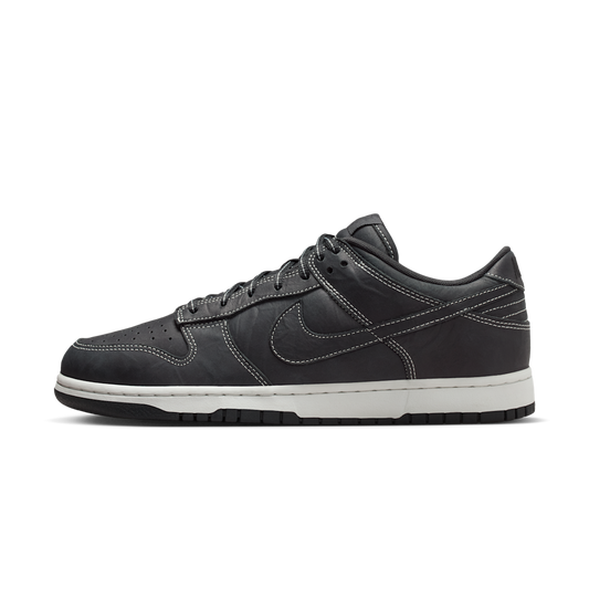 Overkicks - Nike Dunk Low Off Noir Summit White (IO4550-001) - vista lateral