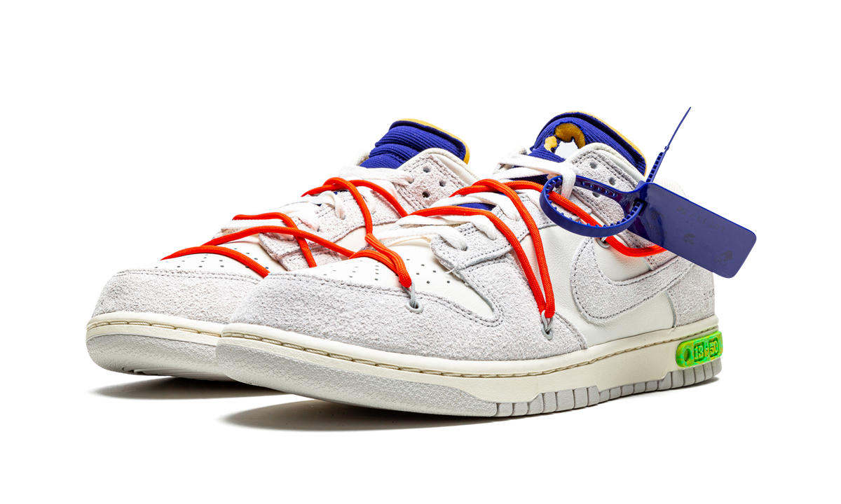 Overkicks - Nike Dunk Low Off-White Lot 13 (DJ0950-110) - vista trasera