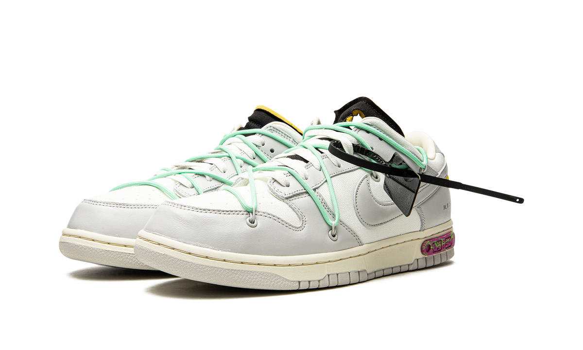 Overkicks - Nike Dunk Low Off-White Lot 4 (DM1602-114) - vista trasera