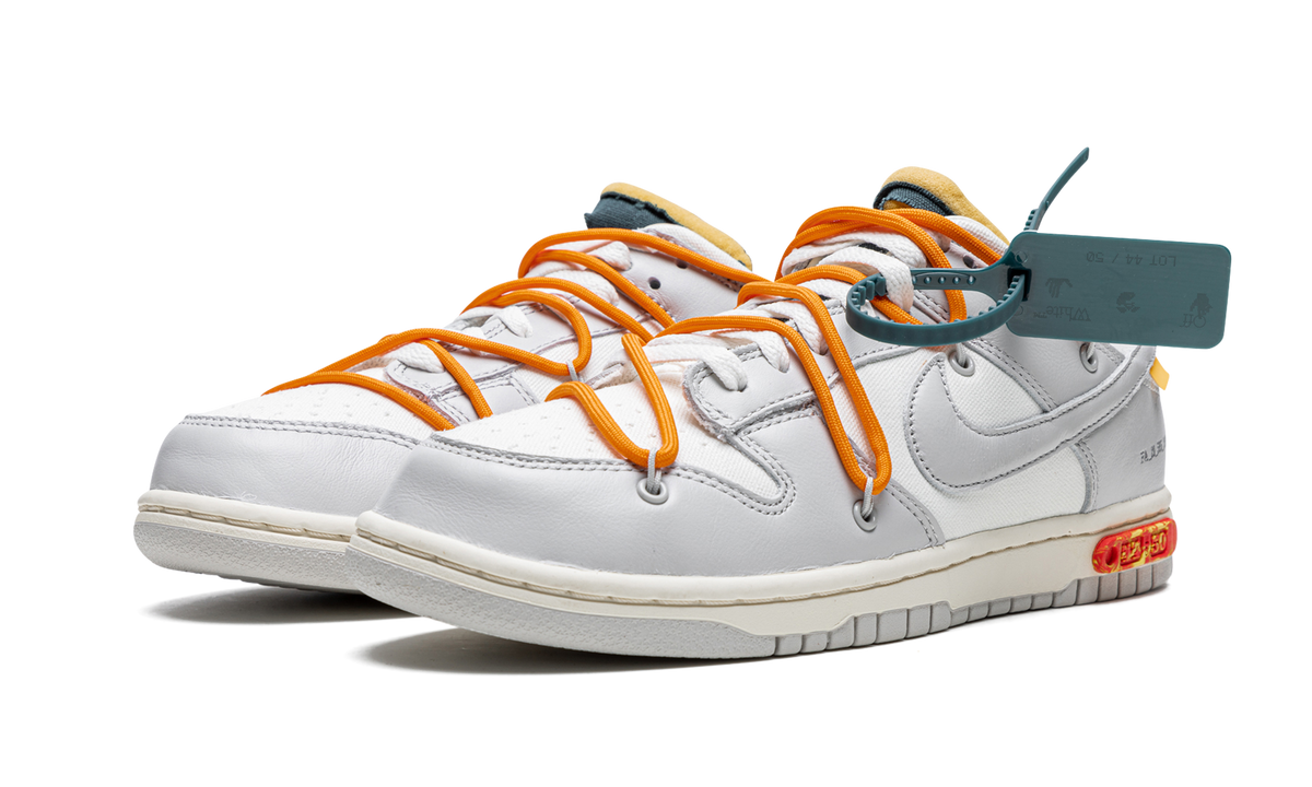 Overkicks - Nike Dunk Low Off-White Lot 44 (DM1602-104) - vista trasera