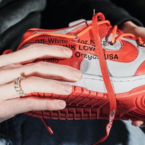 Overkicks - Nike Dunk Low Off-White University Red (CT0856-600) - detalle upper