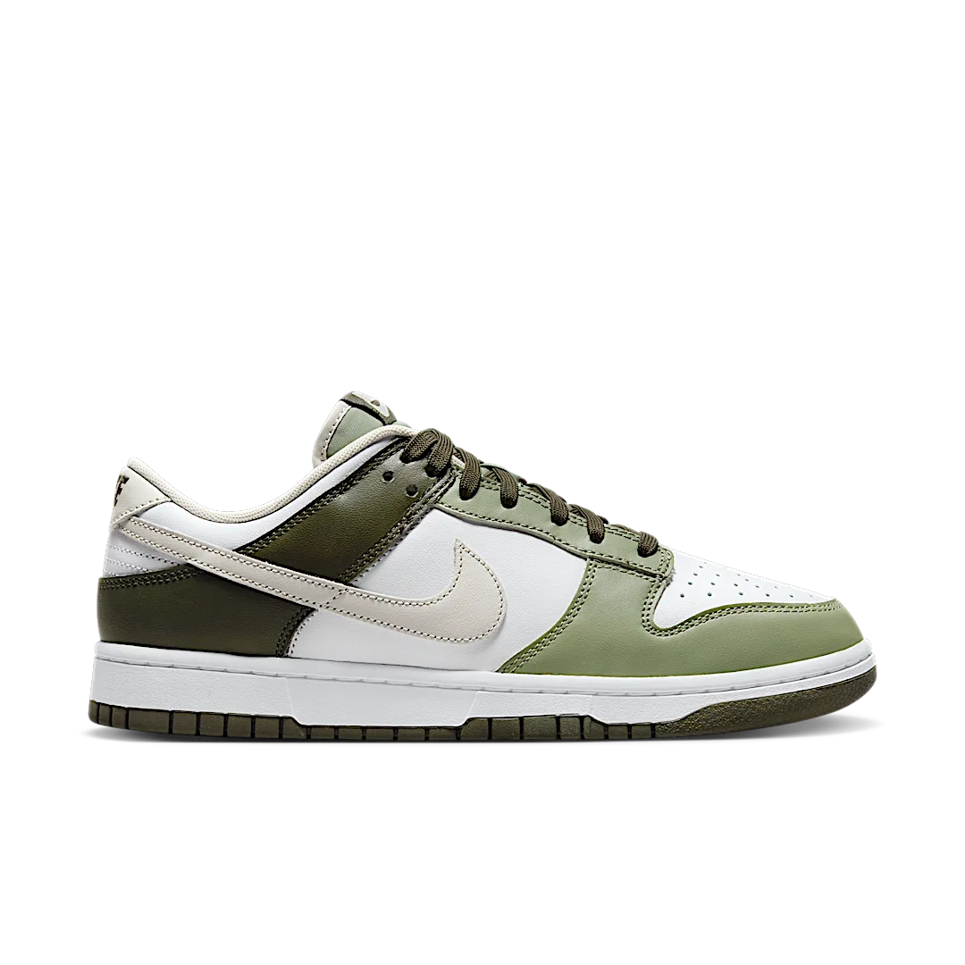 Overkicks - Nike Dunk Low Oil Green Cargo Khaki (FN6882-100) - par completo