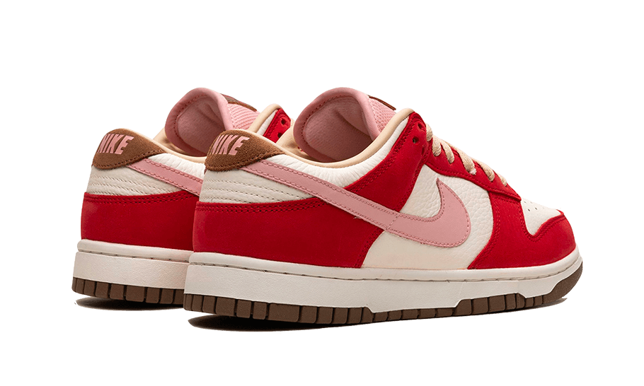 Overkicks - Nike Dunk Low PRM Bacon (FB7910-600) - par completo