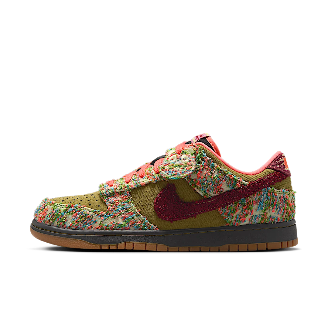 Overkicks - Nike Dunk Low Panda-Monium Green Curry Multi-Color (IB2263-300) - vista lateral