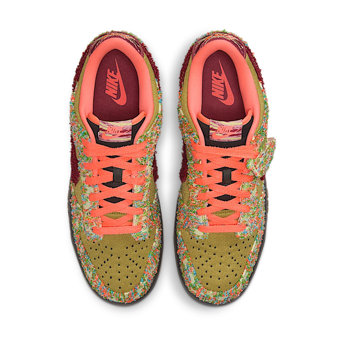 Overkicks - Nike Dunk Low Panda-Monium Green Curry Multi-Color (IB2263-300) - par completo