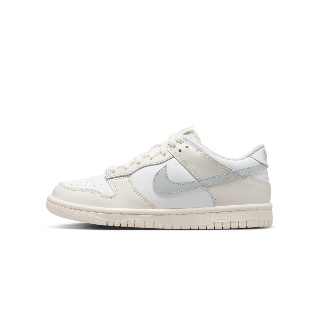 Overkicks - Nike Dunk Low Phantom Light Silver (GS) (FB9109-109) - vista lateral