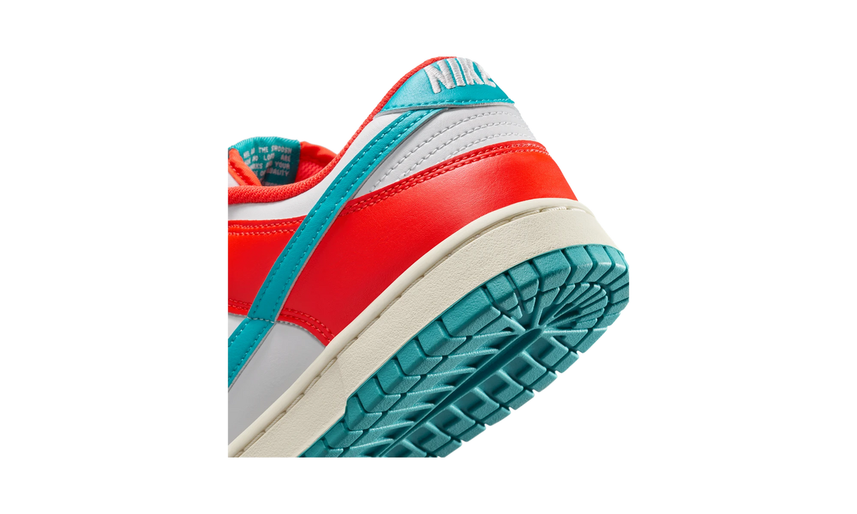 Overkicks - Nike Dunk Low Picante Red Dusty Cactus (HF5441-601) - detalle