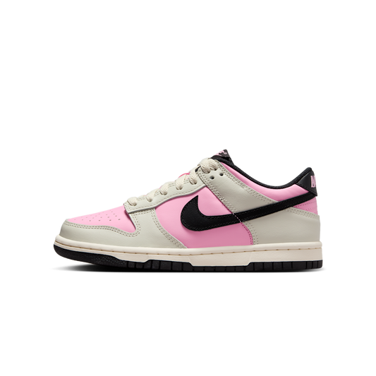 Overkicks - Nike Dunk Low Pink Rise Light Orewood Brown Pale Ivory Black (FB9109-601) - vista lateral