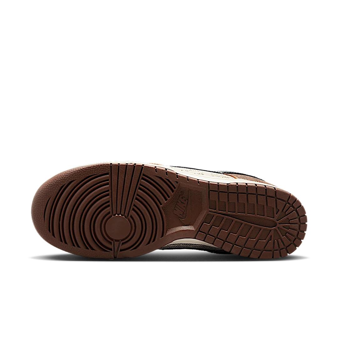 Overkicks - Nike Dunk Low Premium CO.JP Brown Snakeskin (FJ5434-120) - detalle suela