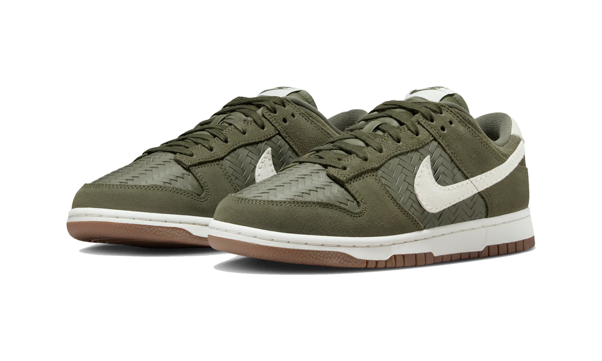 Overkicks - Nike Dunk Low Premium SE Woven Medium Olive Gum (IB6161-200) - vista trasera